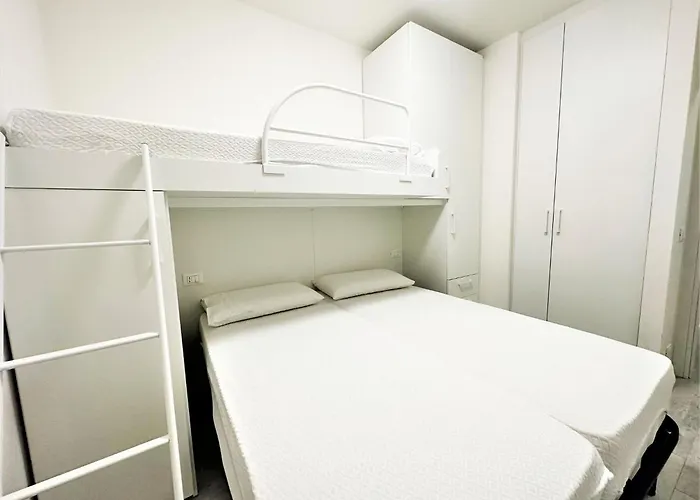 Flat With Pool Access 아파트 비비오네